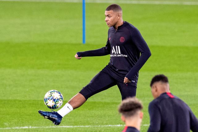 弗格34分辽宁大胜首钢 王哲林24分上海胜宁波